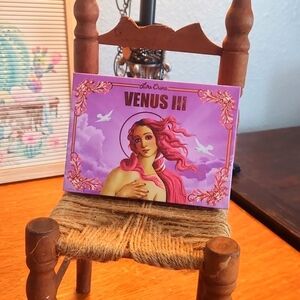 Lime Crime Venus lll Eyeshadow Pallet
